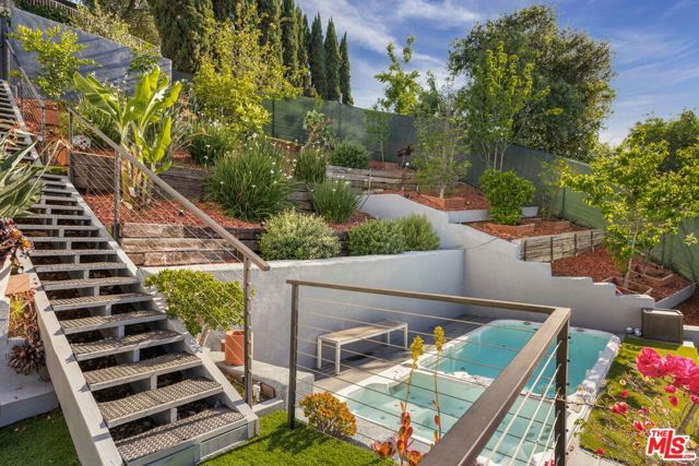 3701 Multiview Drive, Los Angeles, CA 90068