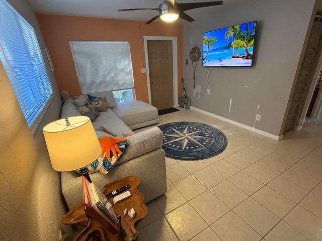 525 SHOWALTER AVENUE, Punta Gorda, FL 33950