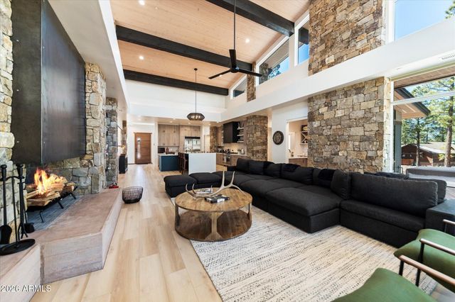 3560 S Clubhouse Circle, Flagstaff, AZ 86005