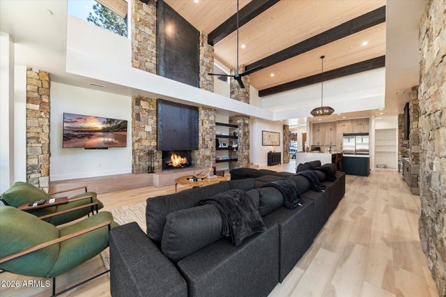 3560 S Clubhouse Circle, Flagstaff, AZ 86005