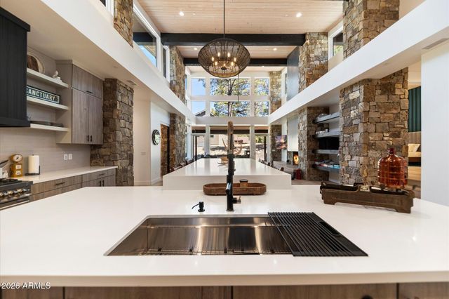 3560 S Clubhouse Circle, Flagstaff, AZ 86005