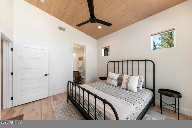 3560 S Clubhouse Circle, Flagstaff, AZ 86005