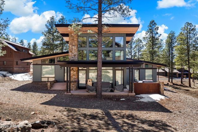 3560 S Clubhouse Circle, Flagstaff, AZ 86005