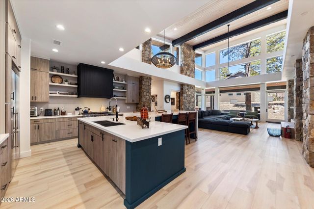 3560 S Clubhouse Circle, Flagstaff, AZ 86005