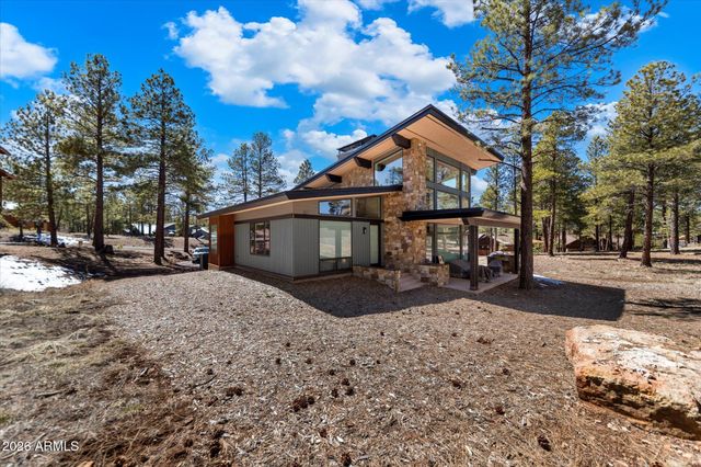 3560 S Clubhouse Circle, Flagstaff, AZ 86005