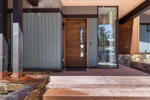 3560 S Clubhouse Circle, Flagstaff, AZ 86005