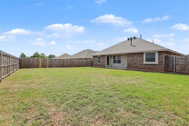 1609 Chambers Street, Norman, OK 73071