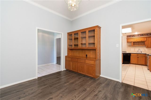1806 Chisholm Trail, Salado, TX 76571