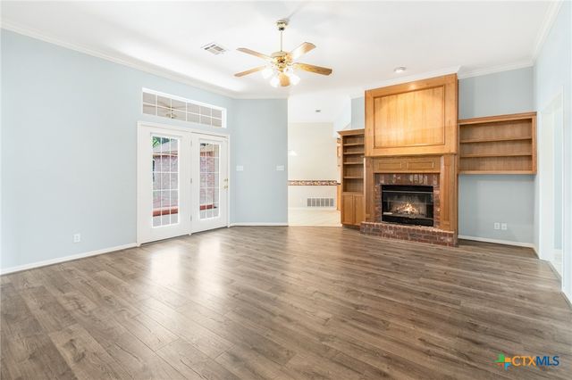 1806 Chisholm Trail, Salado, TX 76571
