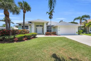 521 Cypress Circle, Tequesta, FL 33469
