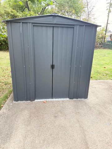 200 W Ainsworth Street, Ypsilanti, MI 48197