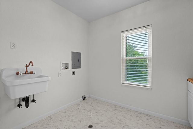 301 Crane ST, Austin, TX 78734