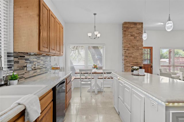 301 Crane ST, Austin, TX 78734