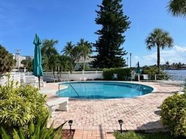 1201 N Riverside Drive 12b, Pompano Beach, FL 33062