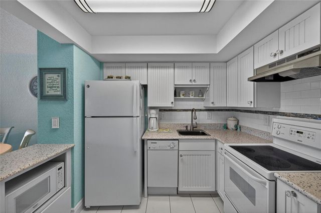 1201 N Riverside Drive 12b, Pompano Beach, FL 33062