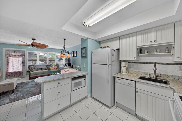 1201 N Riverside Drive 12b, Pompano Beach, FL 33062