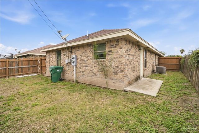115 W Albatross Avenue, Pharr, TX 78577