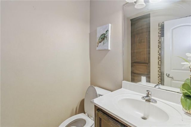 115 W Albatross Avenue, Pharr, TX 78577