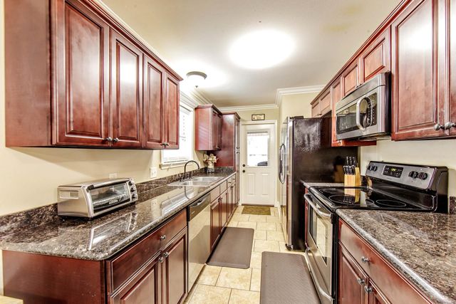 123 Sea Blue Lane, Gray, LA 70359