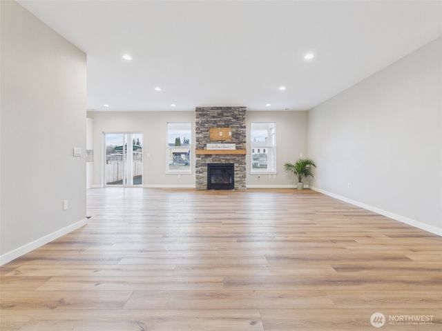 9401 355th Street S, Roy, WA 98558