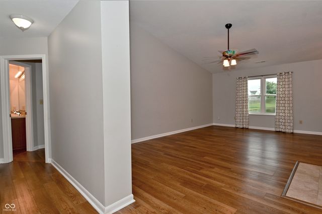 2273 Bridlewood Drive, Franklin, IN 46131
