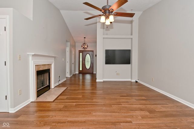 2273 Bridlewood Drive, Franklin, IN 46131