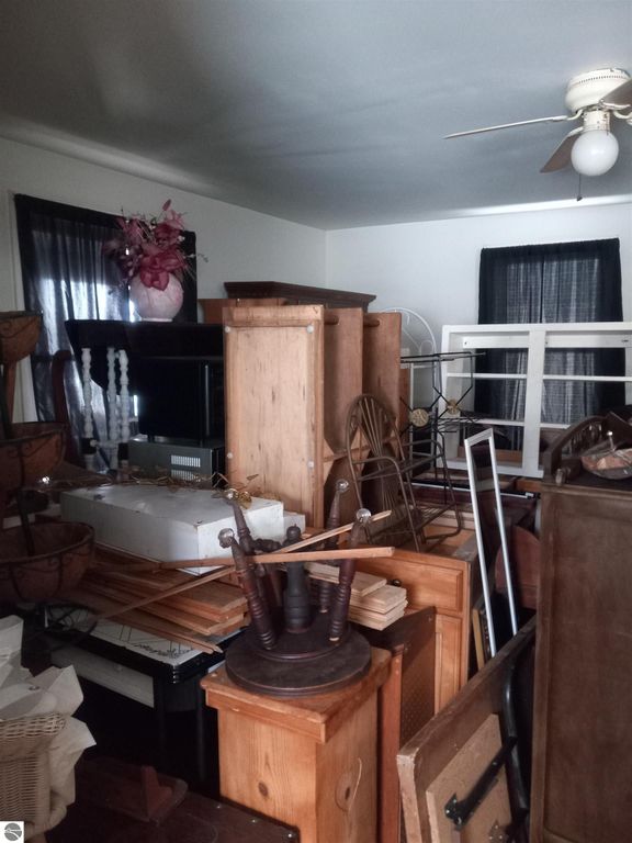 Image 7 of property listing at 208 E Main Street, Hale, MI 48739