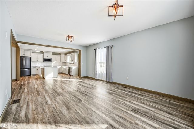 5570 W Garfield Road, Salem, OH 44460