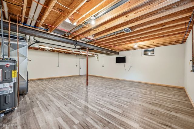 5570 W Garfield Road, Salem, OH 44460