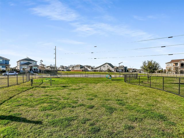 314 Durango Downs DR, Hutto, TX 78634