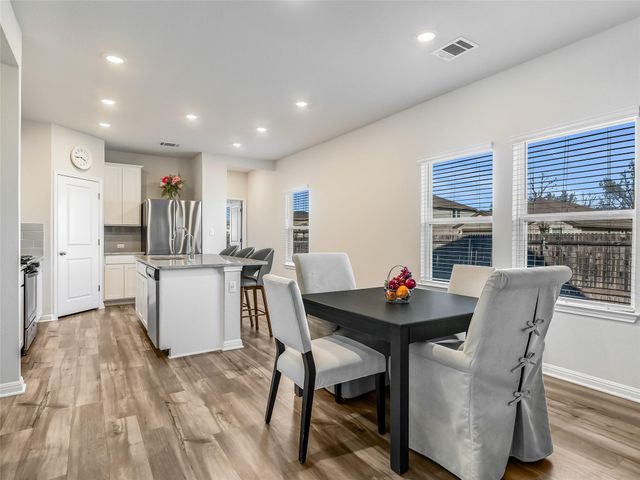 314 Durango Downs DR, Hutto, TX 78634