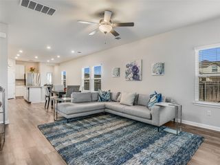 314 Durango Downs DR, Hutto, TX 78634