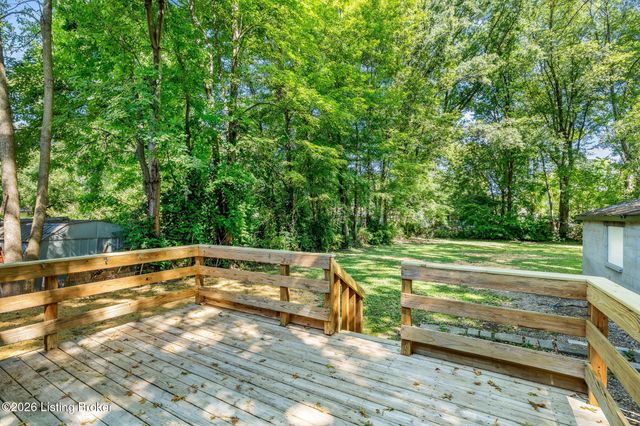 1119 Ireland Dr, Louisville, KY 40219