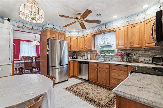 3303 Barklay Road, Whitehall Twp, PA 18052