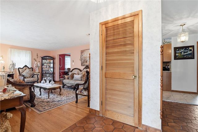 3303 Barklay Road, Whitehall Twp, PA 18052