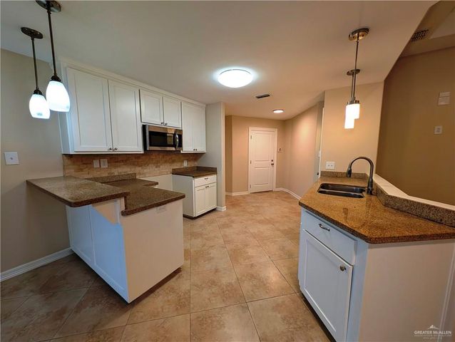 1311 Anahi Street, Alamo, TX 78516