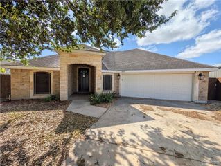 1311 Anahi Street, Alamo, TX 78516
