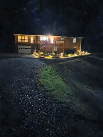 208 Ledford Chapel Road, Hayesville, SC 29004