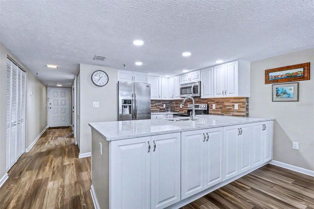 13336 GULF BOULEVARD 204, Madeira Beach, FL 33708
