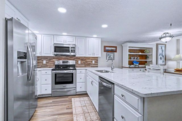 13336 GULF BOULEVARD 204, Madeira Beach, FL 33708