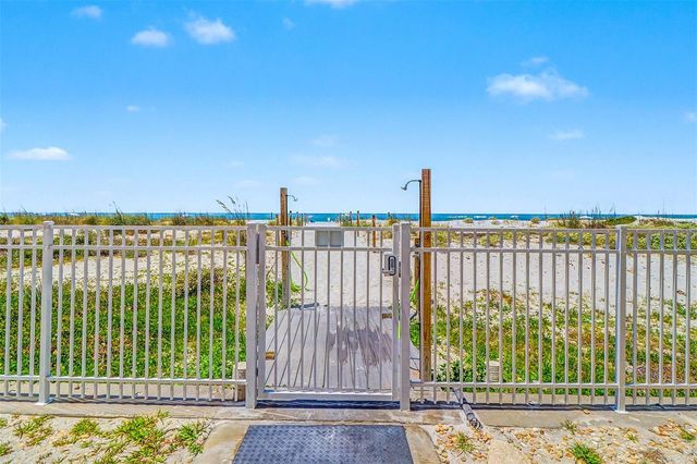 13336 GULF BOULEVARD 204, Madeira Beach, FL 33708