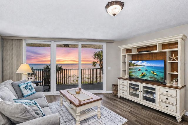 13336 GULF BOULEVARD 204, Madeira Beach, FL 33708