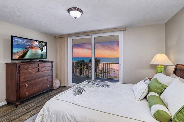 13336 GULF BOULEVARD 204, Madeira Beach, FL 33708