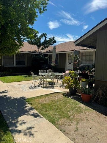 1988 N Ontario Street, Burbank, CA 91505