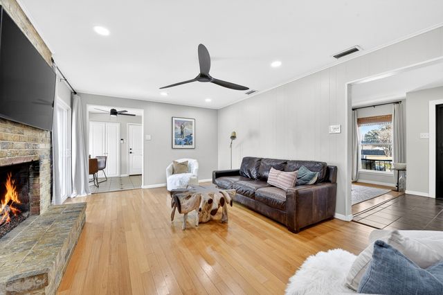 3105 Palmdale Circle, Farmers Branch, TX 75234