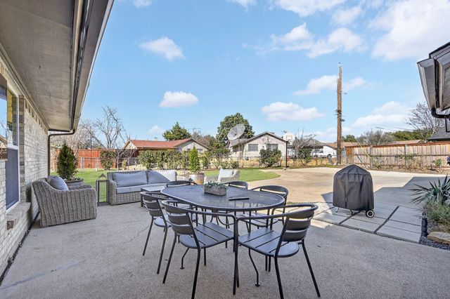 3105 Palmdale Circle, Farmers Branch, TX 75234