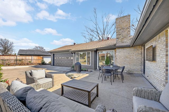 3105 Palmdale Circle, Farmers Branch, TX 75234