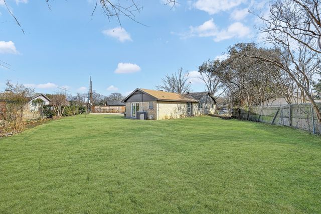 3105 Palmdale Circle, Farmers Branch, TX 75234