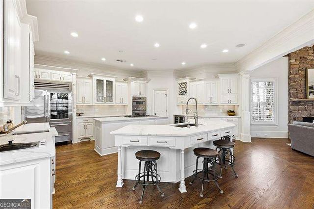 135 Foxhollow Trail, Alpharetta, GA 30004