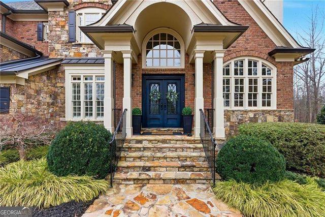 135 Foxhollow Trail, Alpharetta, GA 30004